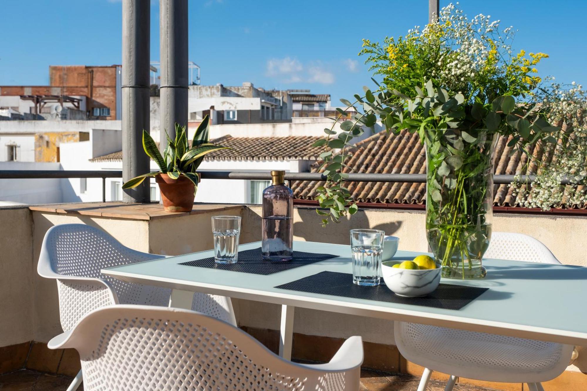 Misterhost Conde De Torrejon Apartment Sevilla Exterior foto